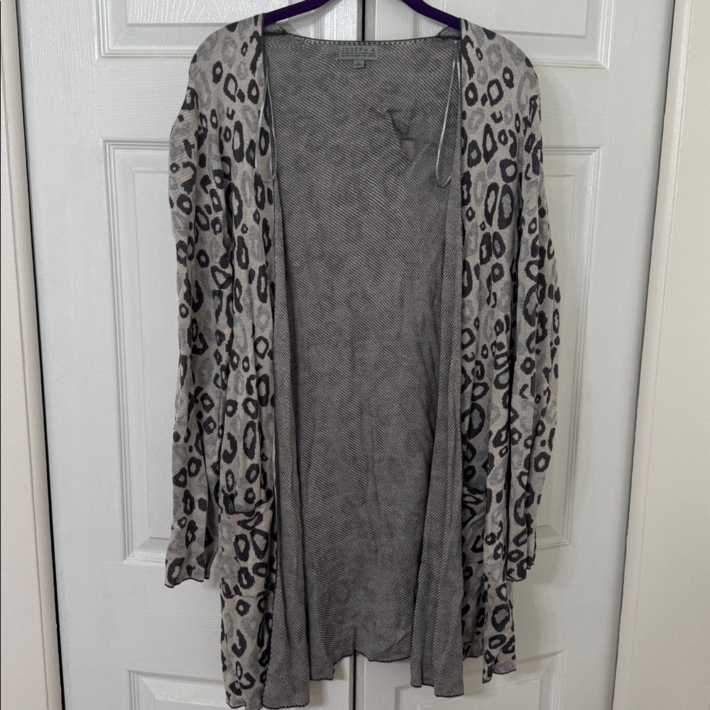 Joseph A. Gray Knit Top